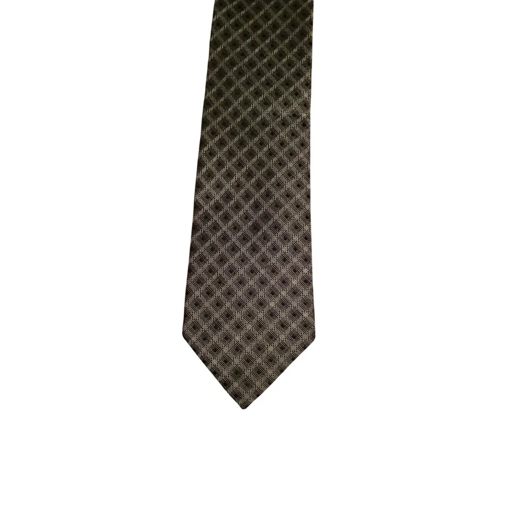 Saks Fifth Avenue RED Mens Silk Tie Grey‎ Black Geometric Diamond  100% Silk